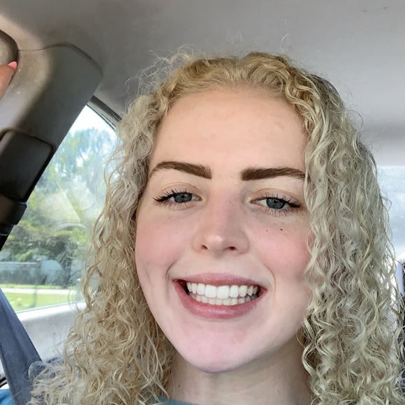 Meet your Posher, Rose - Picture 3 of 3